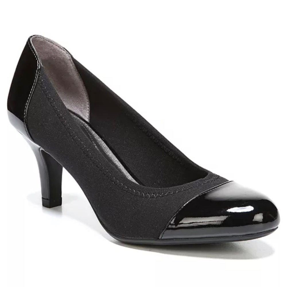LifeStride Parigi Stretch Pumps